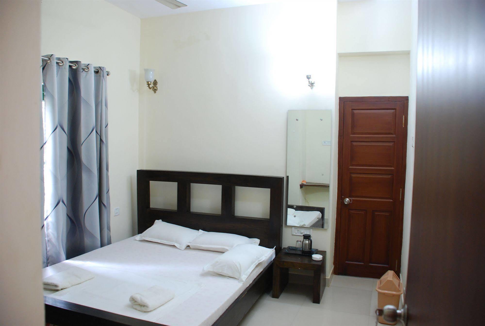 Oyo Home 63551 Pleasant Stay Near Fort Kochi Beach Dış mekan fotoğraf