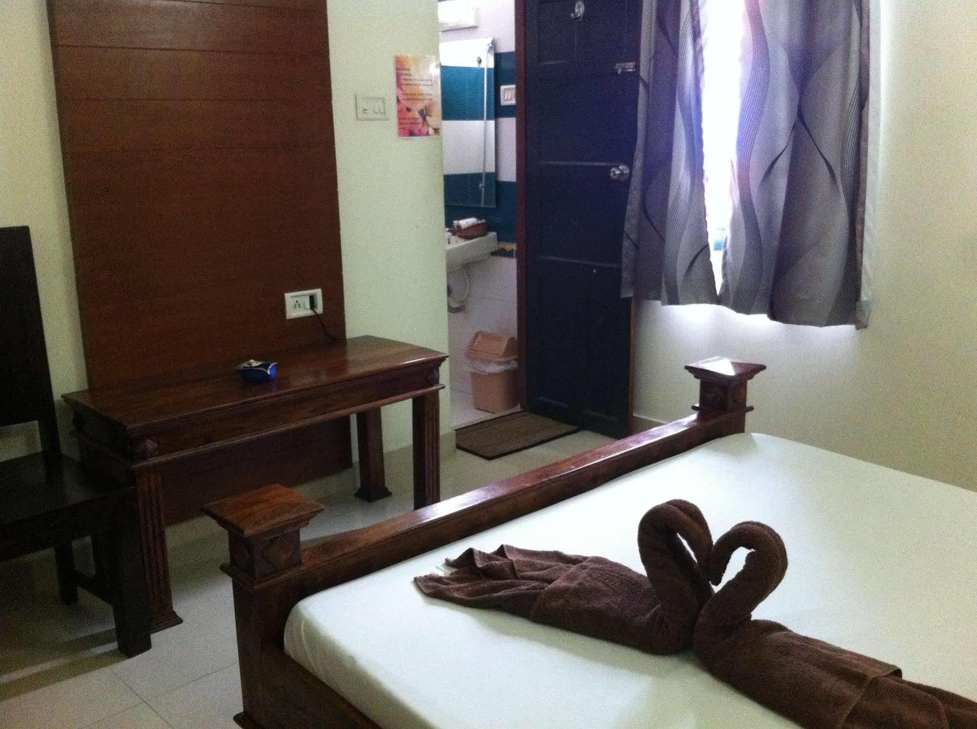 Oyo Home 63551 Pleasant Stay Near Fort Kochi Beach Dış mekan fotoğraf